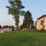 Marina Apartman Balatonszárszó
