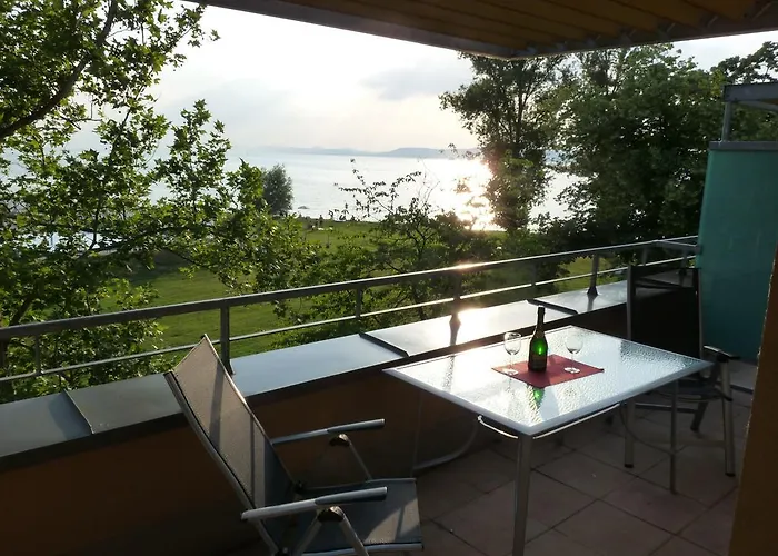 Marina Apartman * Balatonszárszó